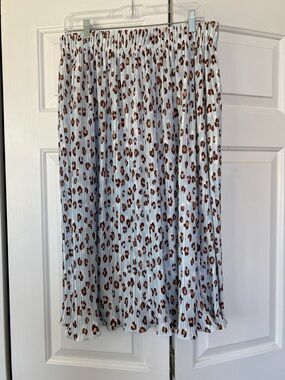 NWT Ann Taylor  Pleated Midi Skirt - pale blue w/ leopard print